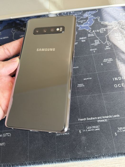 Samsung Galaxy S10+ 512 ГБ, керамика, оригинал