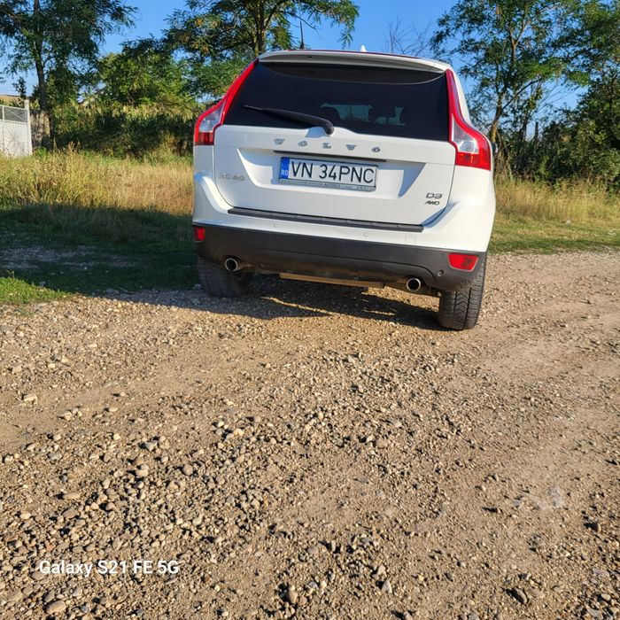 VOLVO XC60 2011 — imagine 3