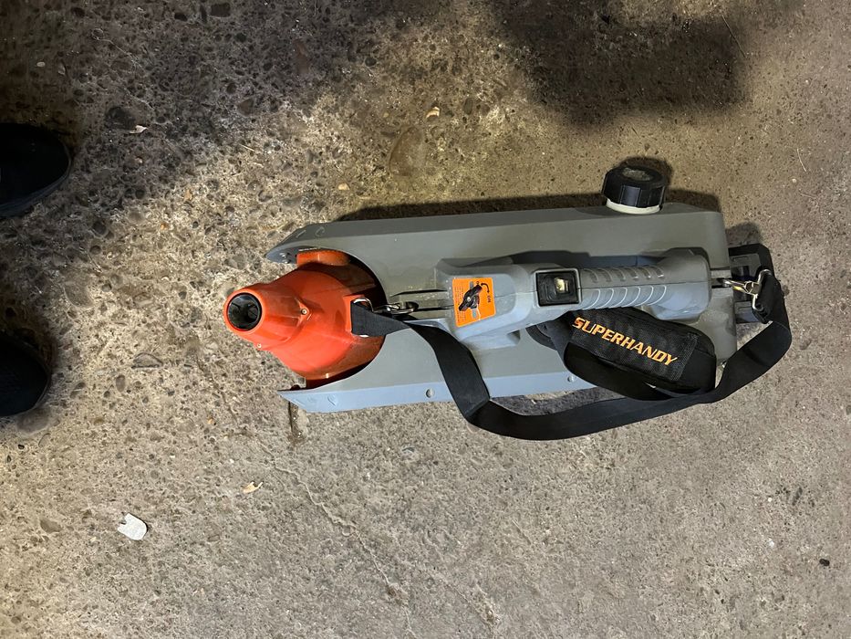 Pompa de stropit pomi cu acumulator