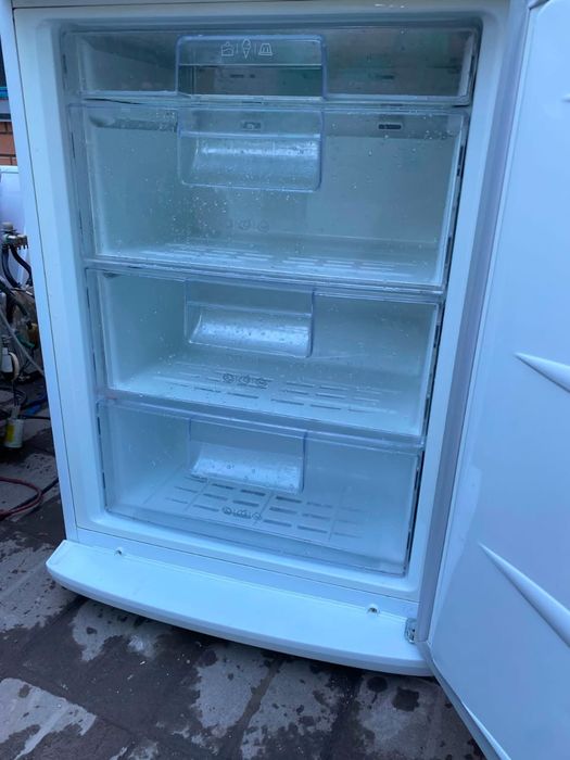 Продам Холодильник.