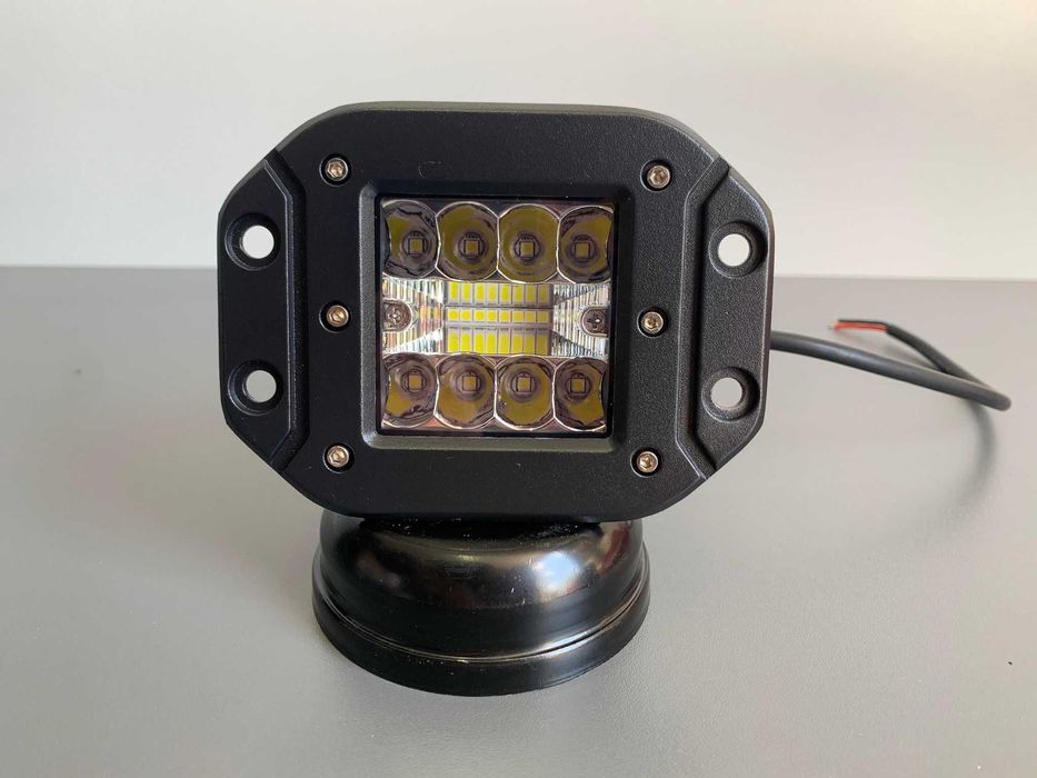 Proiector auto LED CREE 48W off road
