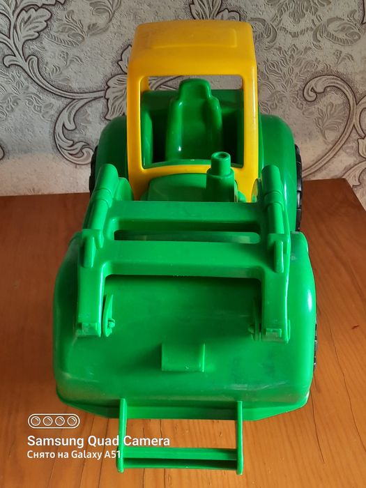 Трактор-погрузчик!