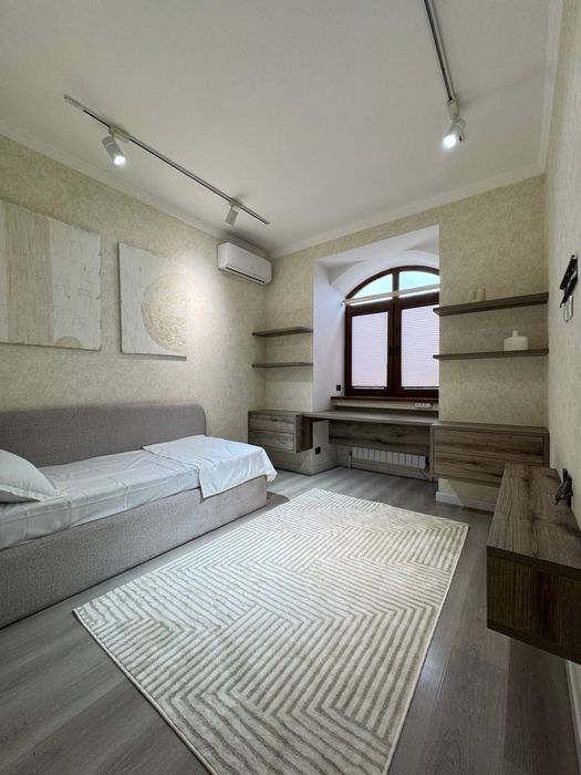 Квартира ЖК Parisien 4/7-8/8 140 кв.м