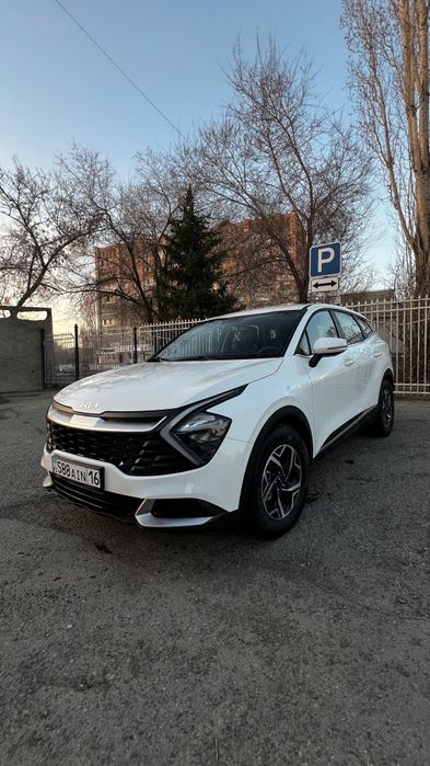 Продам kia Sportage 2023 год