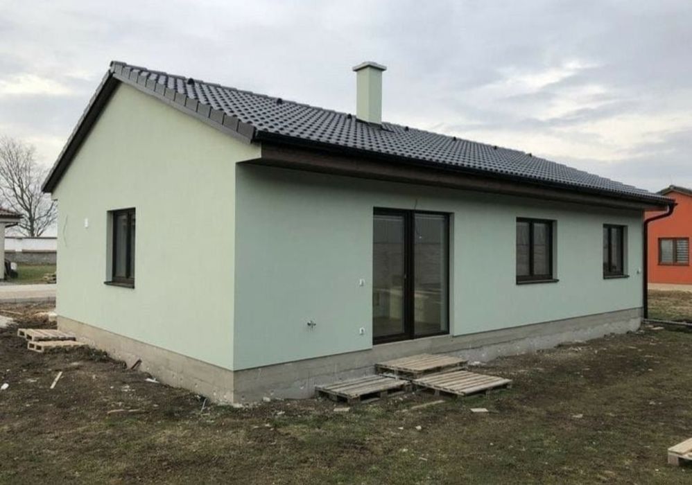 Case modulare pe structura metalica