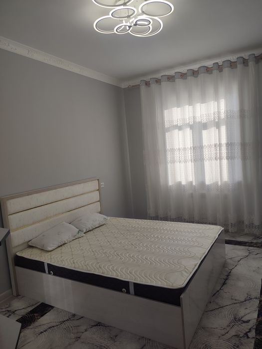 Хива Шахар марказида 3 хонали янги дом ижарага берилади