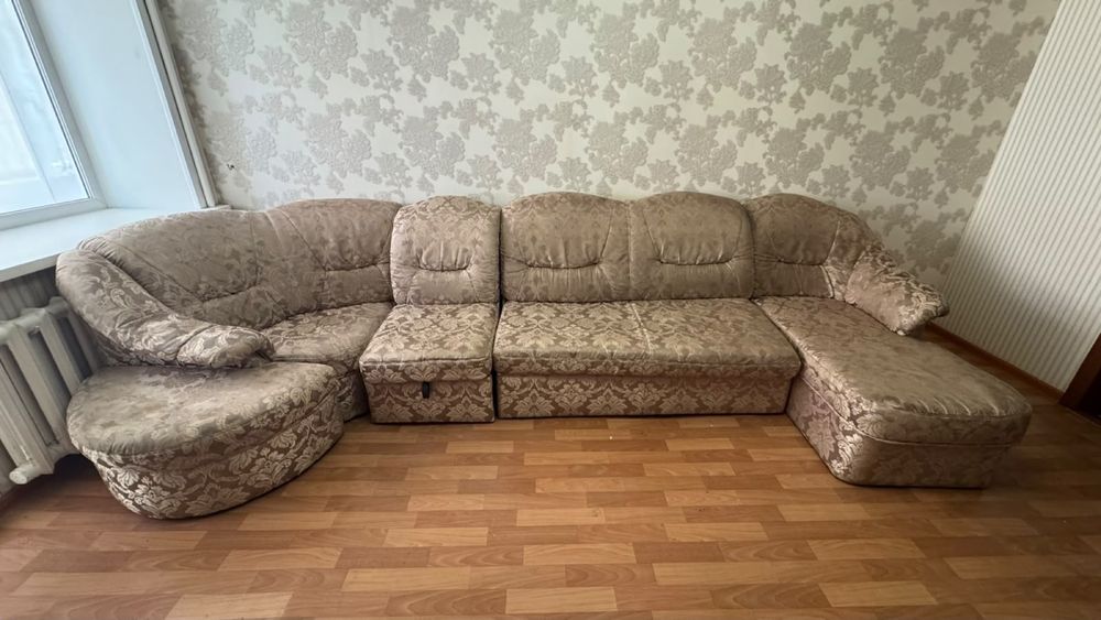 Продам б/у диван