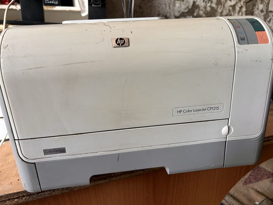 Продам принтер hp CP1215