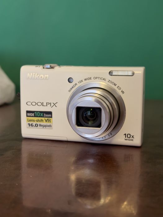 Фотоаппарат Nikon S6200