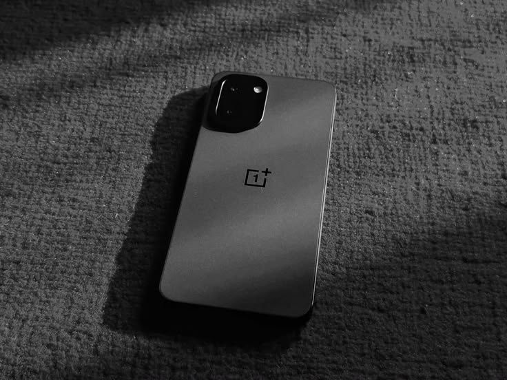 OnePlus Ace 6T 12/256 cn (OnePlus 15r)