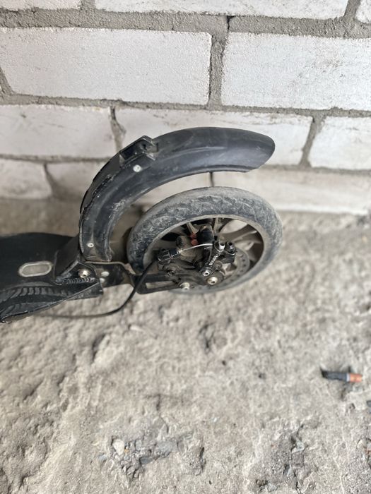 Продам 2 самоката простые не электро