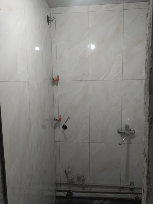 Кафельшик плиточник