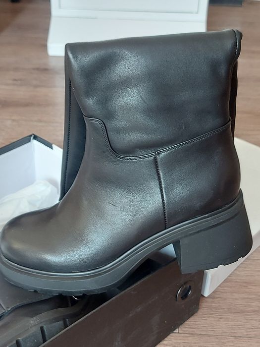 Продам сапоги  женские