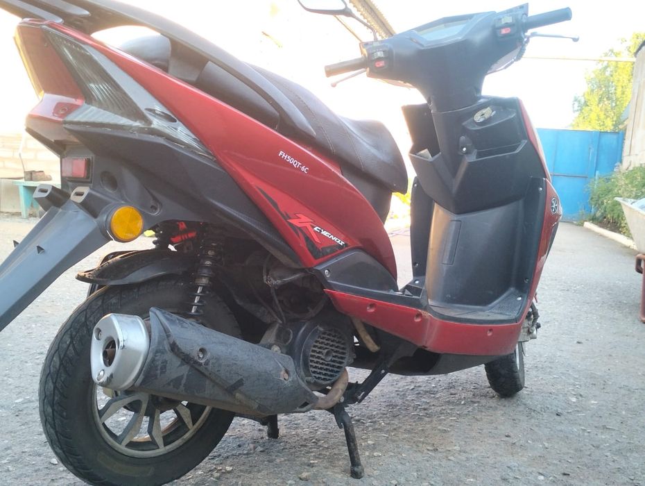 Скутер в отличном состоянии