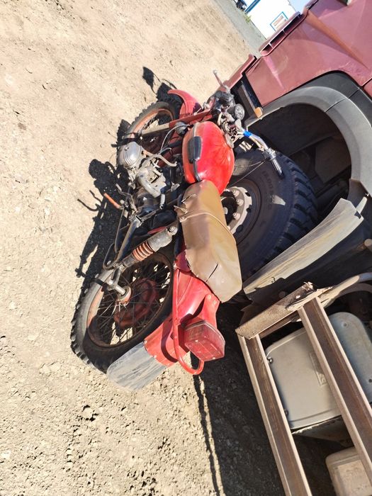 Продам урал в рабочем состоянии