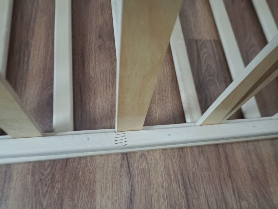 Детская кроватка с матрацом