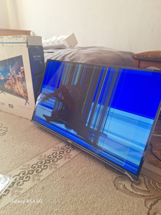 Телевизор 2шт обе новые смотрите