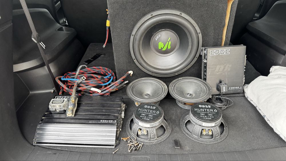 Продаю комплектом Автозвук