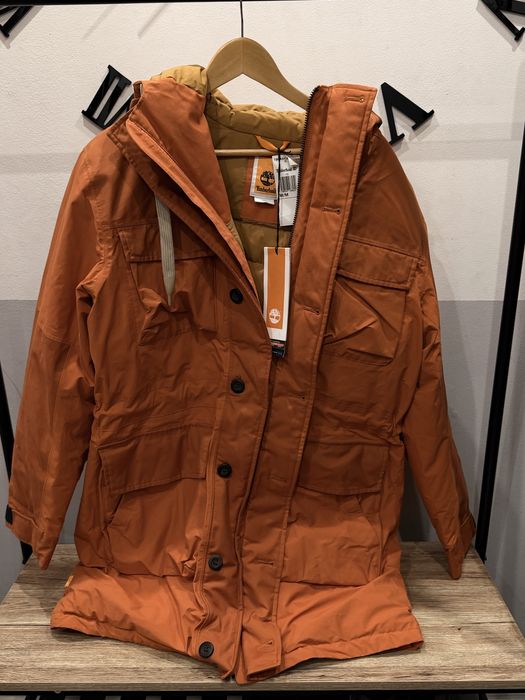 Чистно ново с етикет зимно яке Timberland