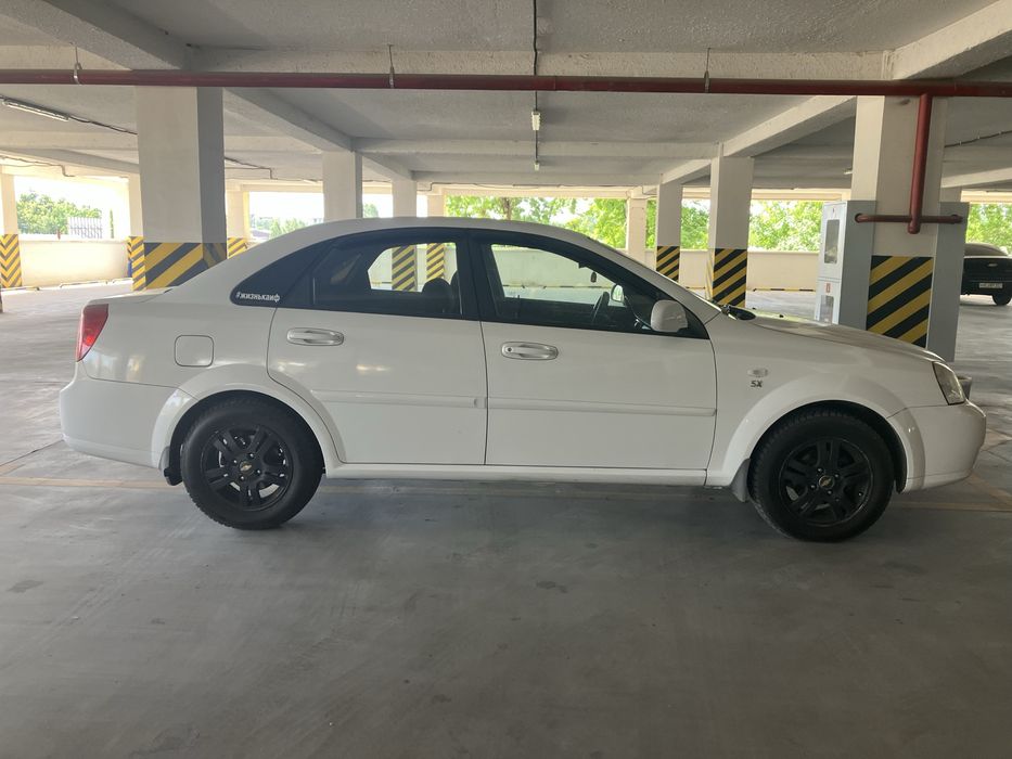 Chevrolet Lacetti 2010, 1.8 бензин, механика, пробег 191 500 км.