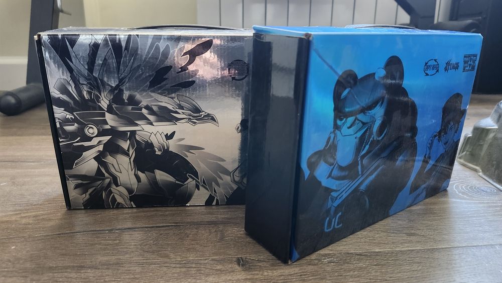 Волчки Beyblade + арена