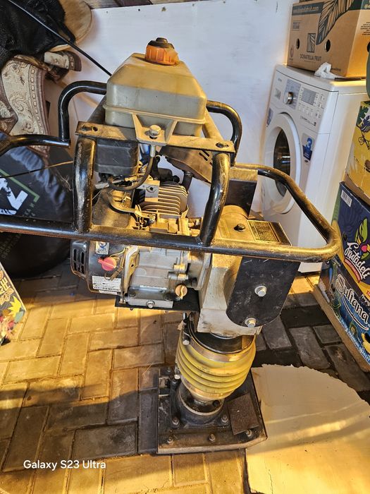 Вибронога для трамбоаки