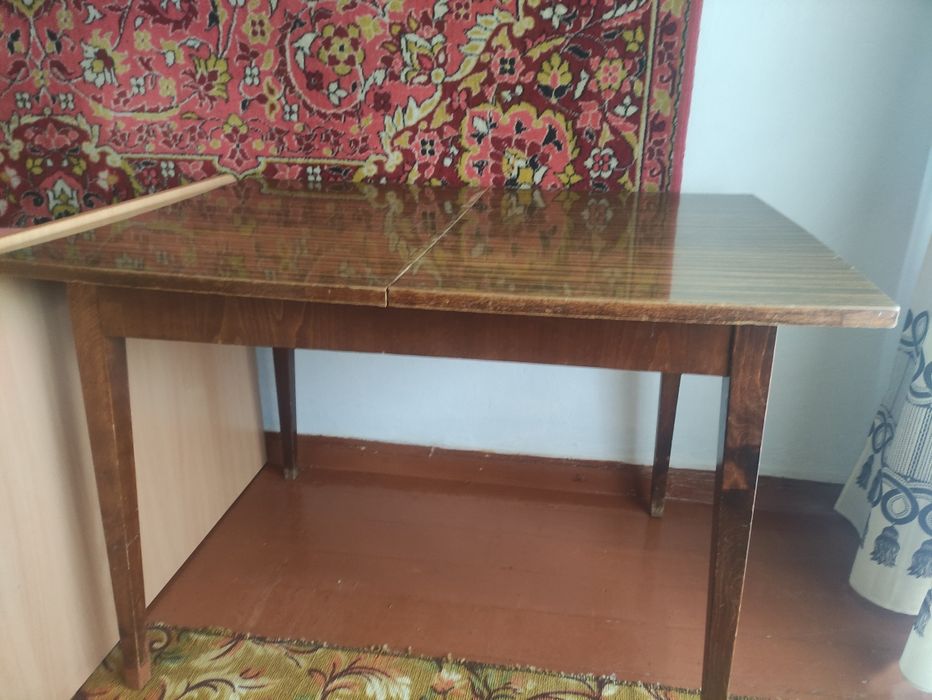 Продам мебель, ковры, хрусталь