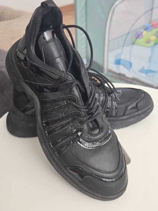 Обувки Togoshi, размер 38