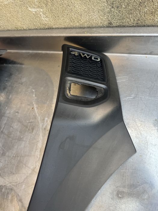 Ornament aripa dreapt fata Dacia Duster HJD 4x4