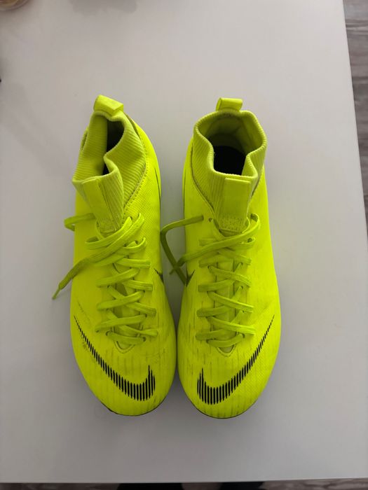 Бутонки Nike mercurial