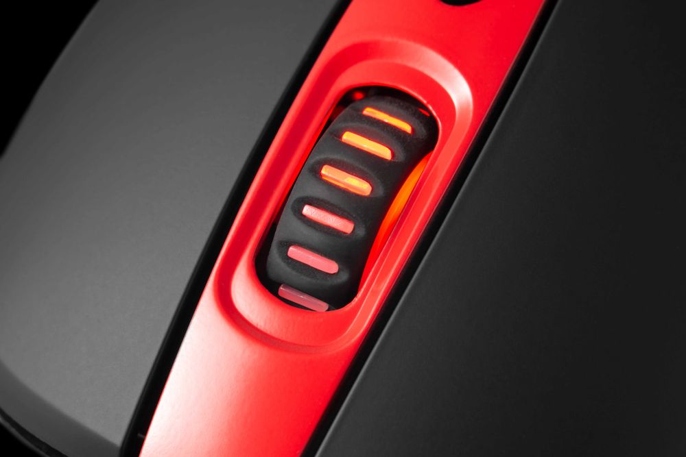 продам новый REDRAGON Gerderus/с 2 программируемыми кнопками