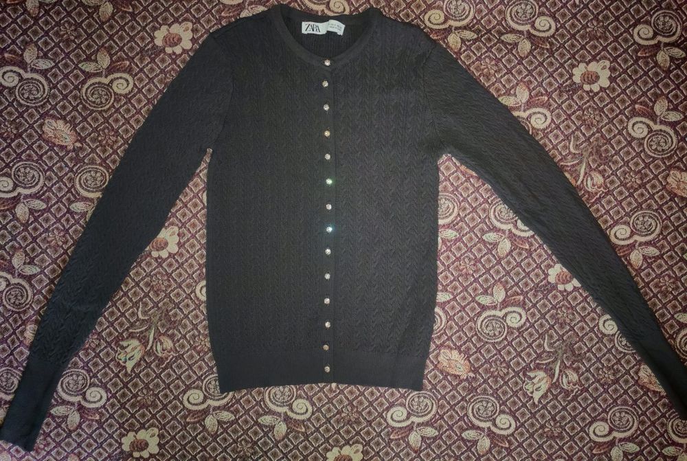 Cardigan Zara mărimea S,purtat o data impecabil