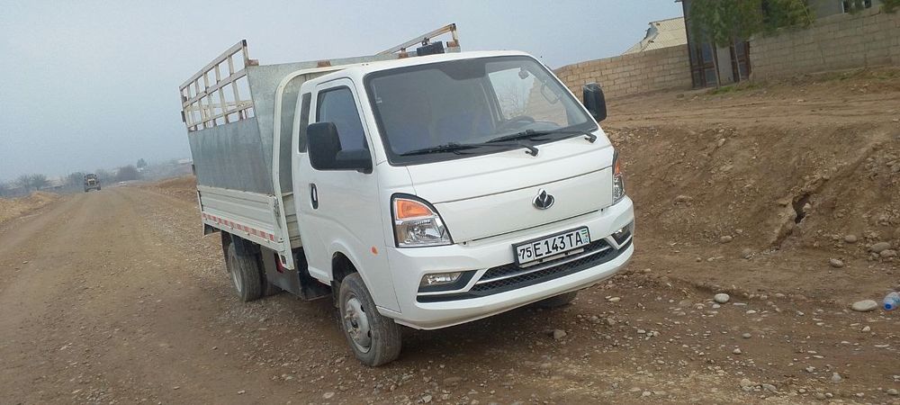 Changan portir mashinasi surochni sotiladi