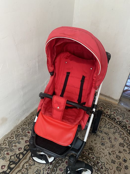 Продам коляску в хорошем состояние