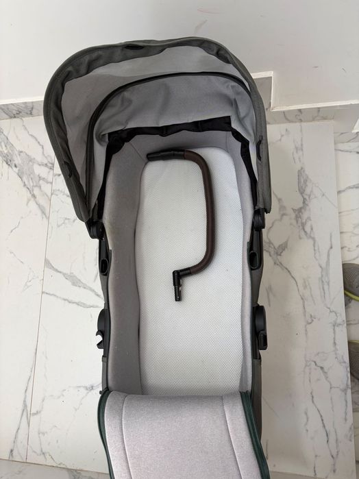 Landou pliabil Joolz Aer+ Forest Green si maner