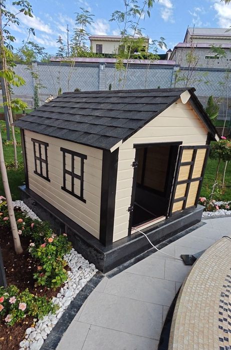 Домик для насоса, размер 2*1,6м