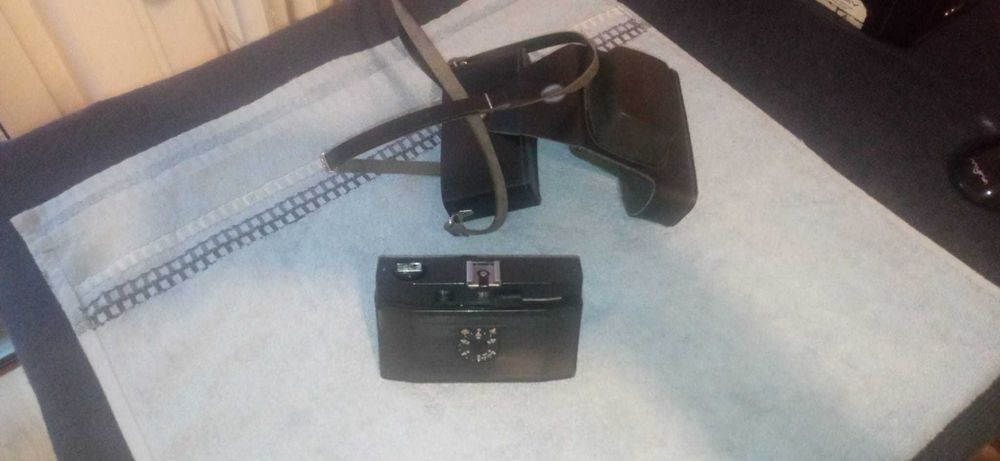 Aparat foto compact Cmeha