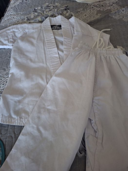 Продам кимоно 110