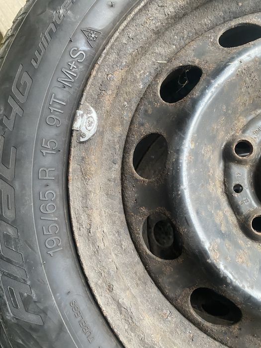 Jante BMW R15 din tabla cu cauciucuri m+s