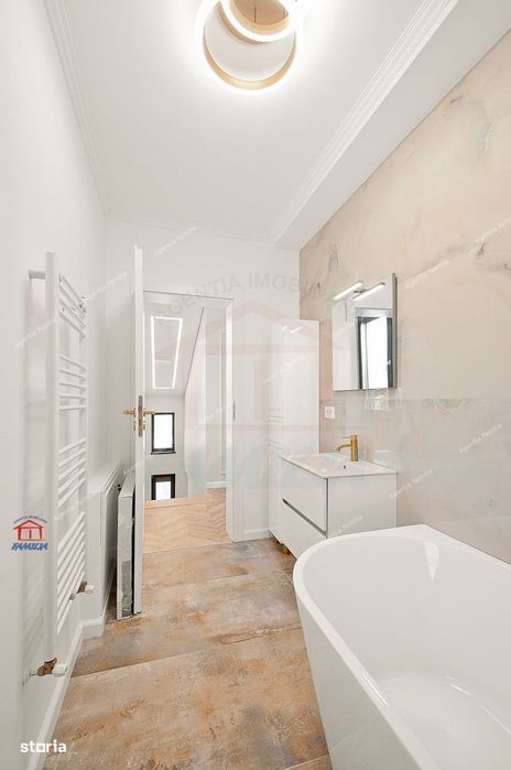 238.000 €  Condominium elegant, nou, în inima orașului Gal