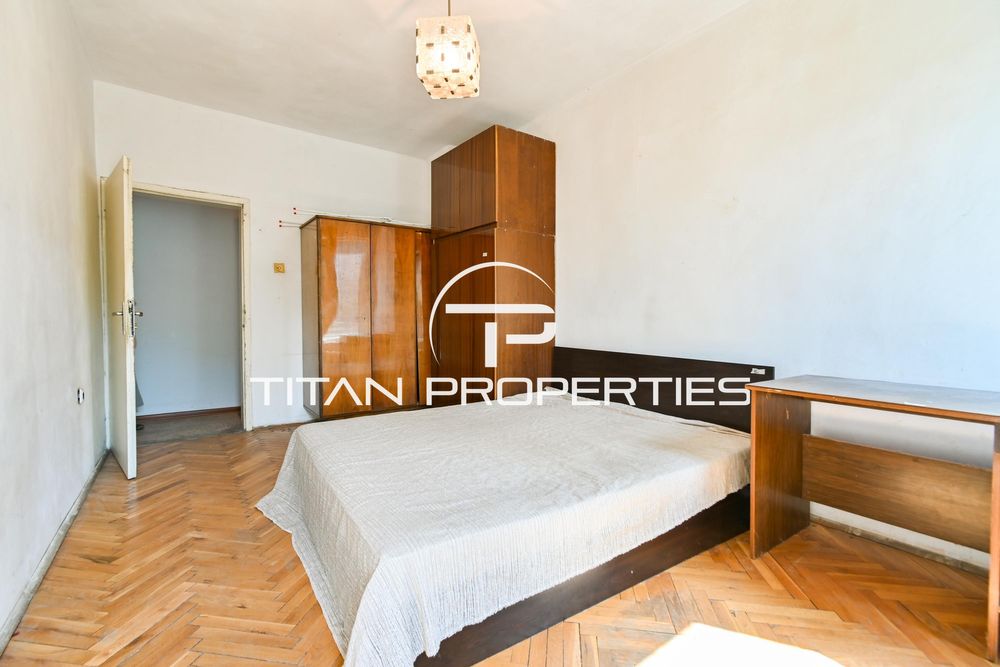 Дава се под наем Тристаен апартамент в София, Лозенец - 80 кв.м за 650 € - Снимка #6