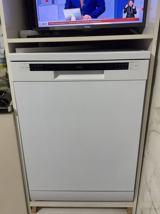 Продам посудомоечную машину