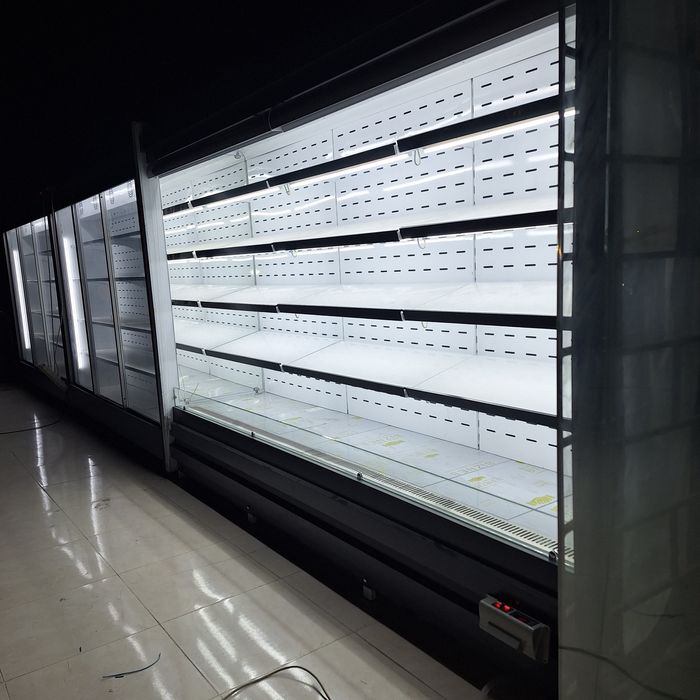 Продаются витиринный холодильники ГОРКА