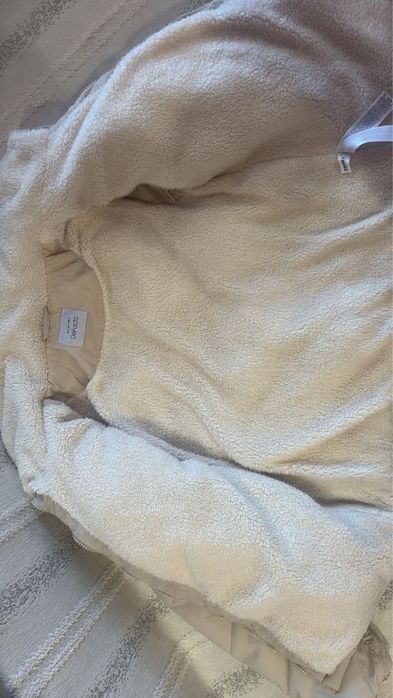 Продаю весенне-осеннию куртку