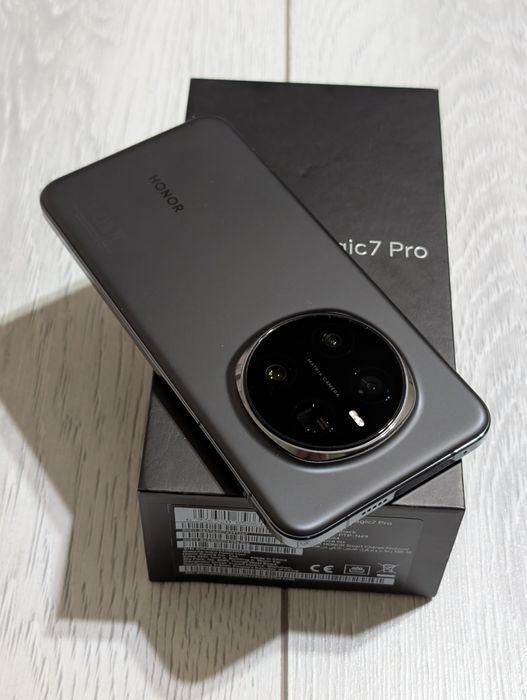 Honor Magic 7 Pro 512 gb Ram 12 5G