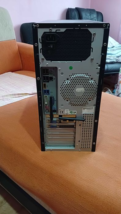 laptopuri  incomplecte si unitate pc i7