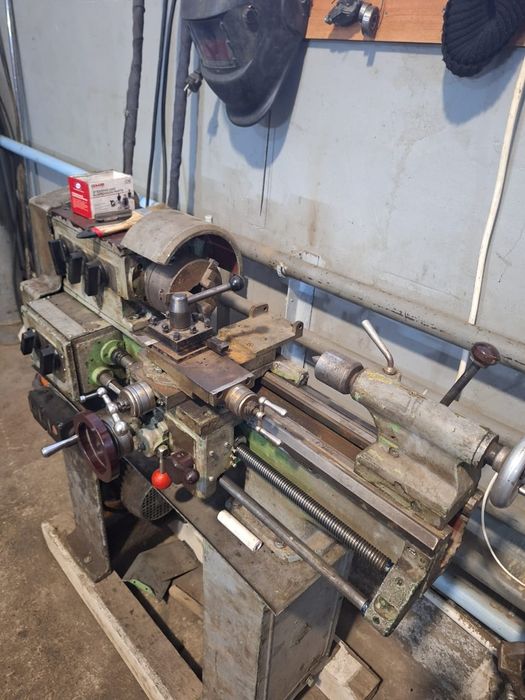 Токарный станок б/у
