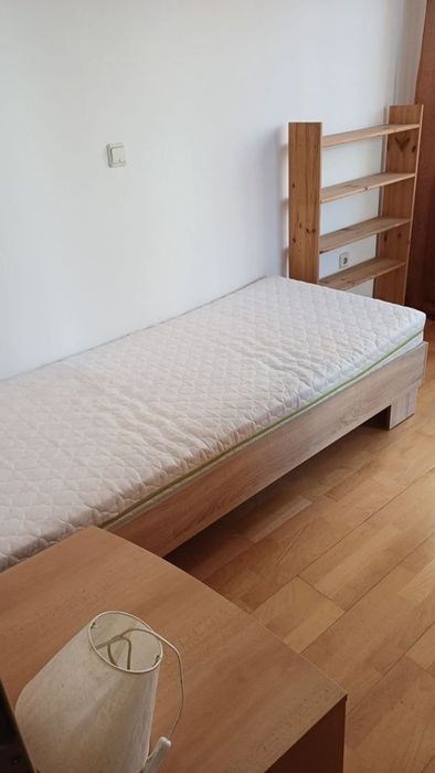 Дава се под наем Тристаен апартамент в София, Хладилника - 75 кв.м за 697.17 € - Снимка #5