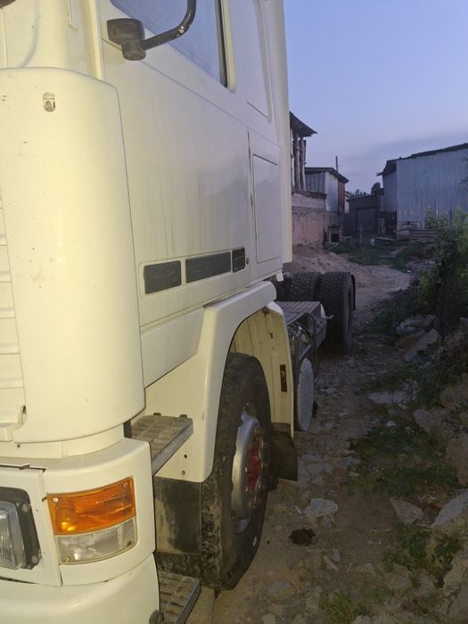 Продам вольво ф12