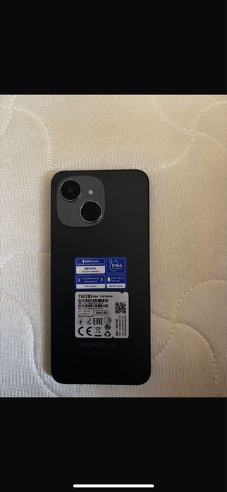 Продам новый телефон Tecno spark 40c, 256 gb ,оперативная память 8gb